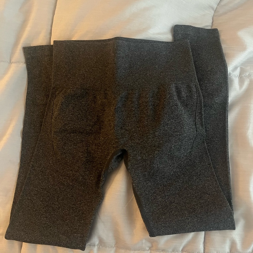 NVGTN Dark Gray Speckled lift seamless leggings